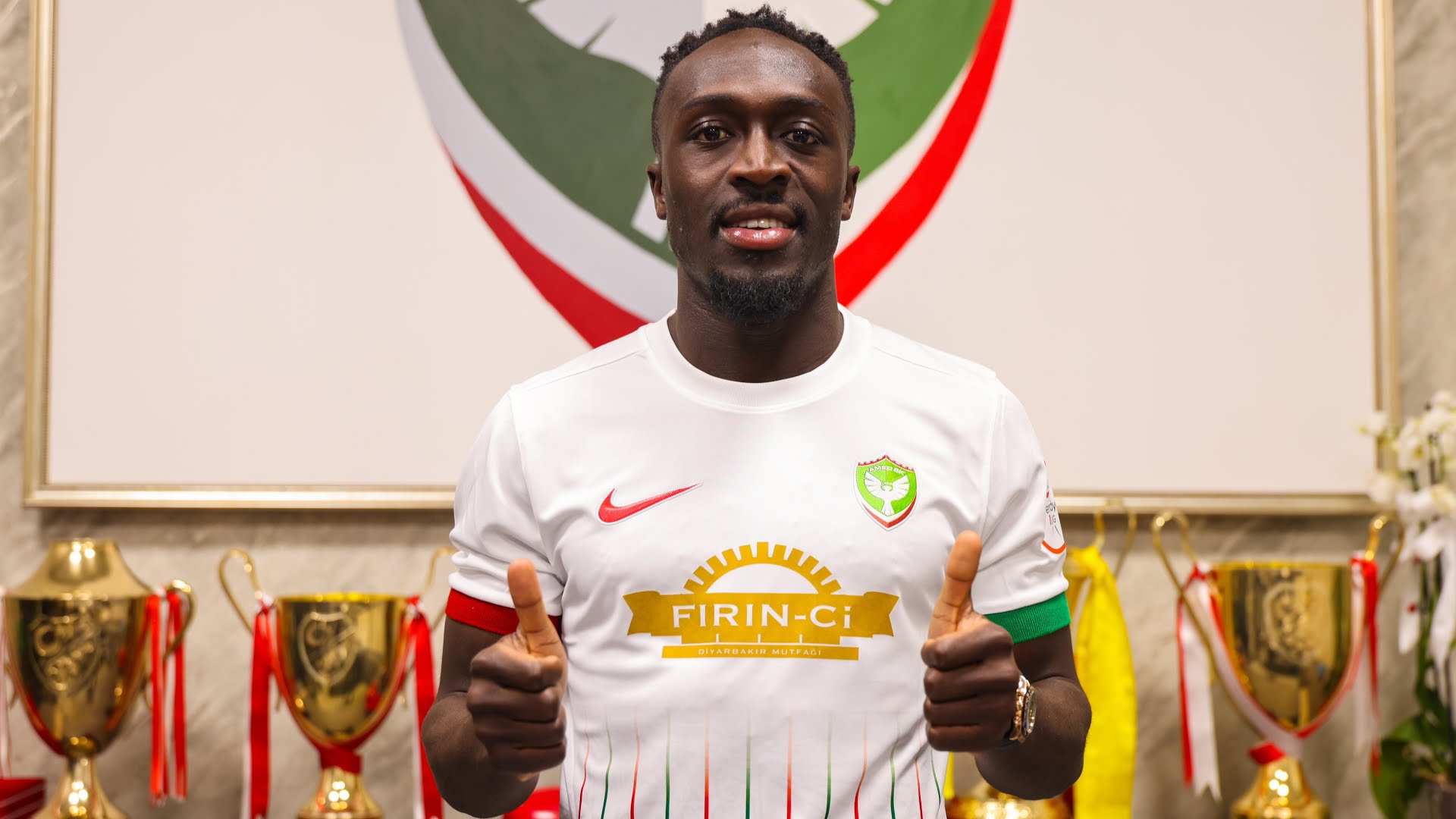 Amedspor'un yeni yıldızı Bobby Adekanye Kimdir nerelidir?