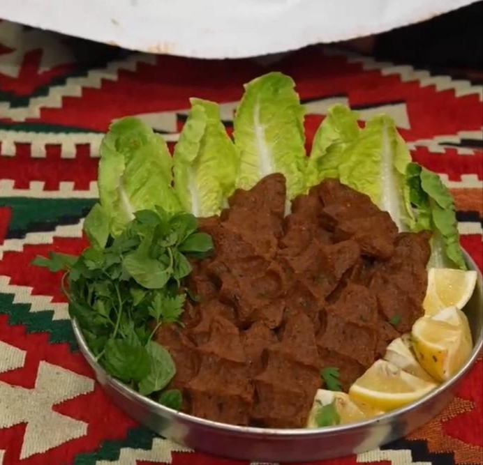 MASTERCHEF ÇİĞ KÖFTE TARİFİ acikladi