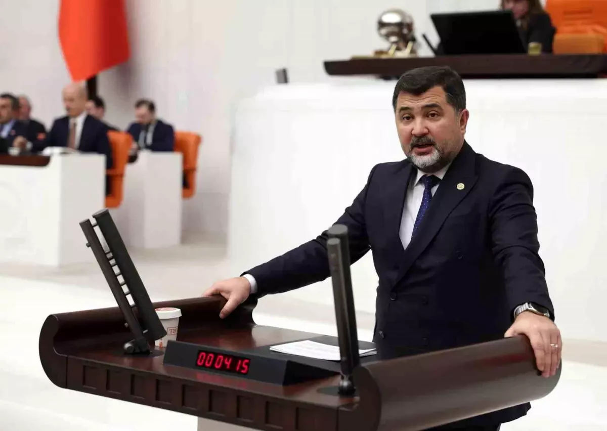 Akçakoca'ya Yeni Yurt Müjdesi verdi
