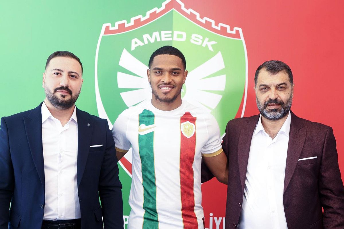 Amedspor transferde durmuyor Bir sürpriz isim daha gündem oldu