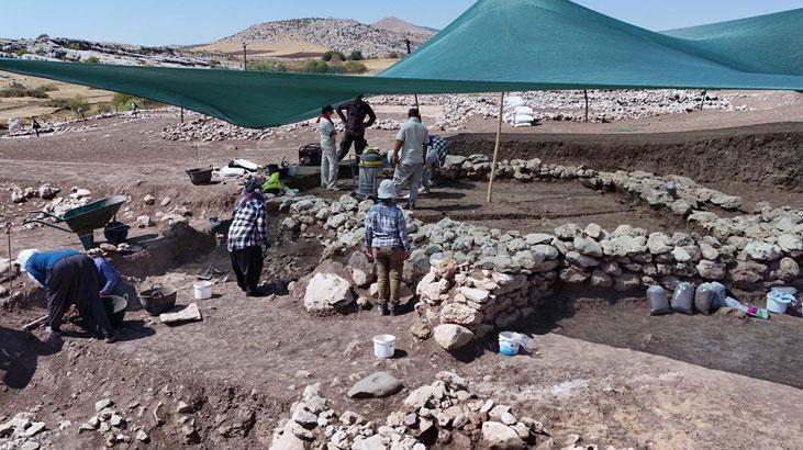 Diyarbakır'da gizemli buluş! İşte 9 bin 500 yıl önce insanların bir araya geldikleri dikkat çeken yapı Ortaya çıktı